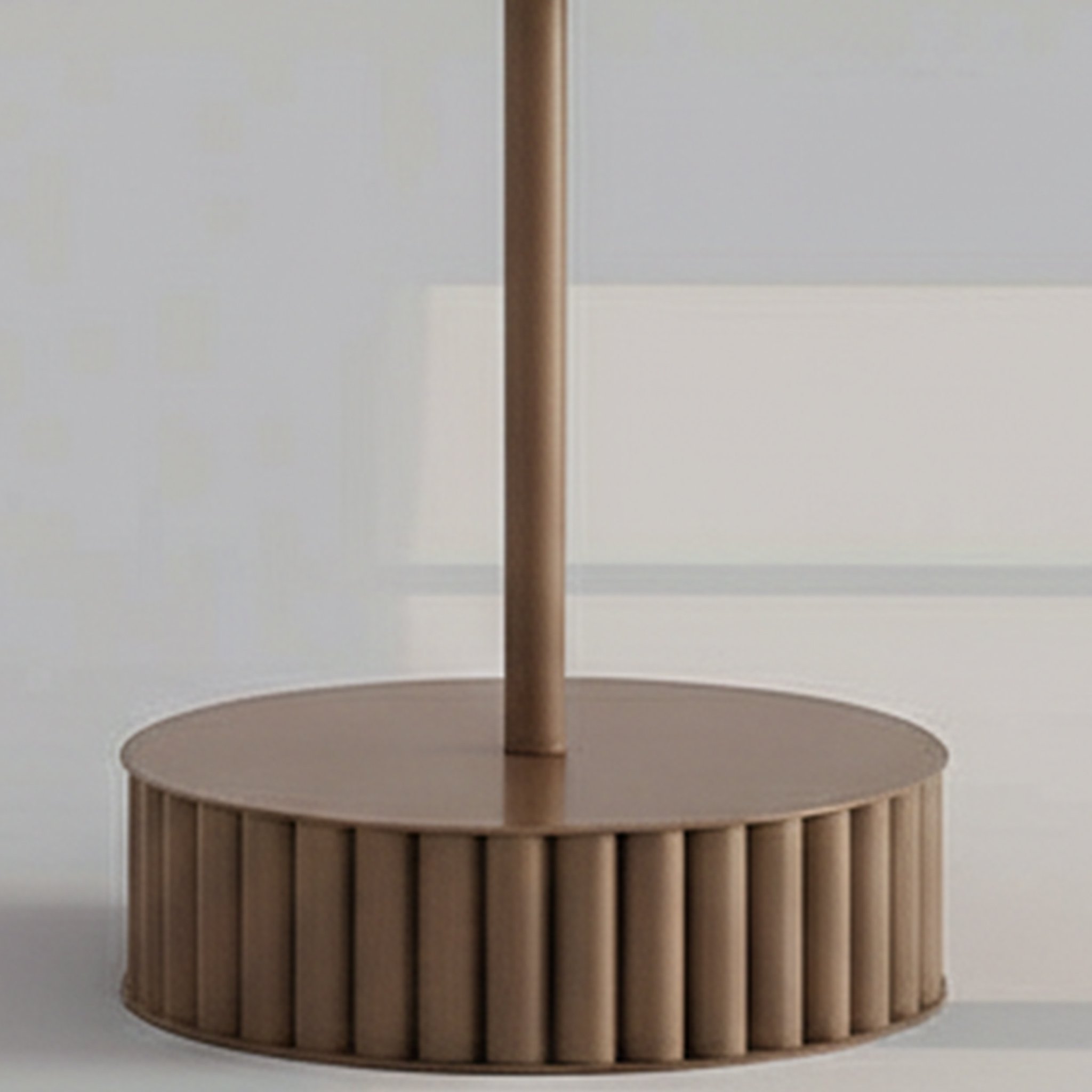 TALIA Table - Image 1